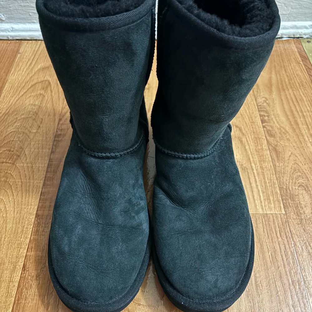 UGG Black Short Suede Shearling Boots